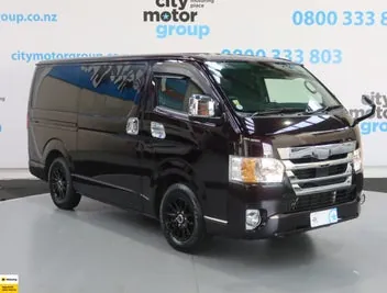 Toyota Hiace 2021 photo 2
