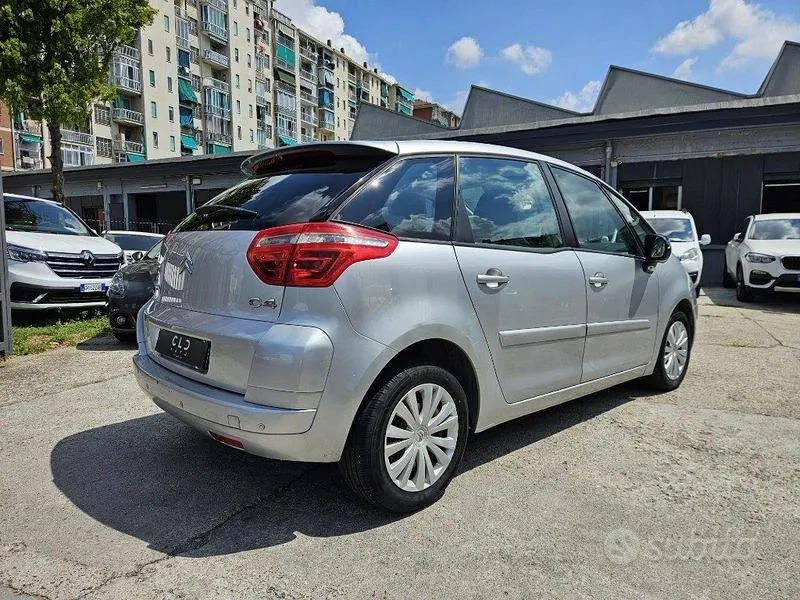 Citroen C4 Picasso 2010 photo 3