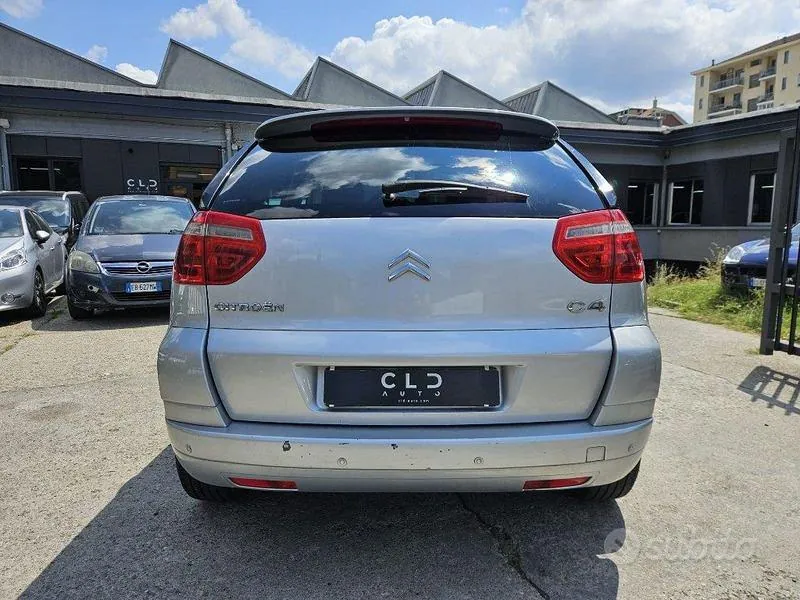 Citroen C4 Picasso 2010 photo 4