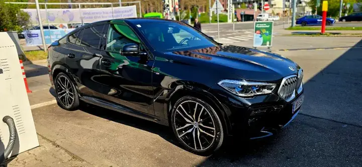BMW X6