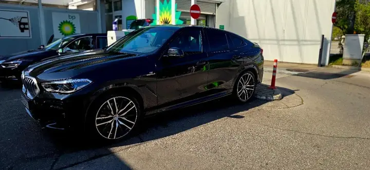 BMW X6 2023 photo 3