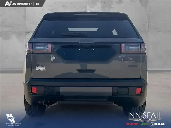 Jeep Cherokee 2026 photo 5