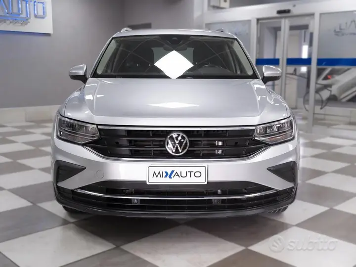 Volkswagen Tiguan 2021 photo 2