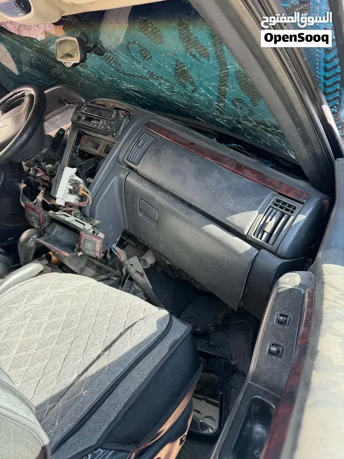 Jeep Grand Cherokee 2002 photo 3