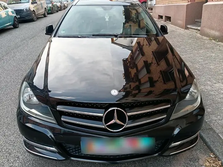 Mercedes-Benz 220 Cdi