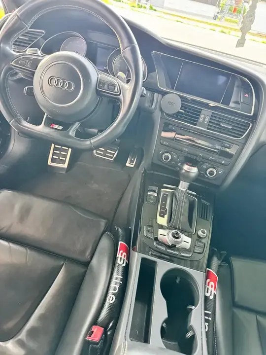 Audi A5 2014 photo 2