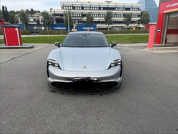 Porsche Taycan 4S