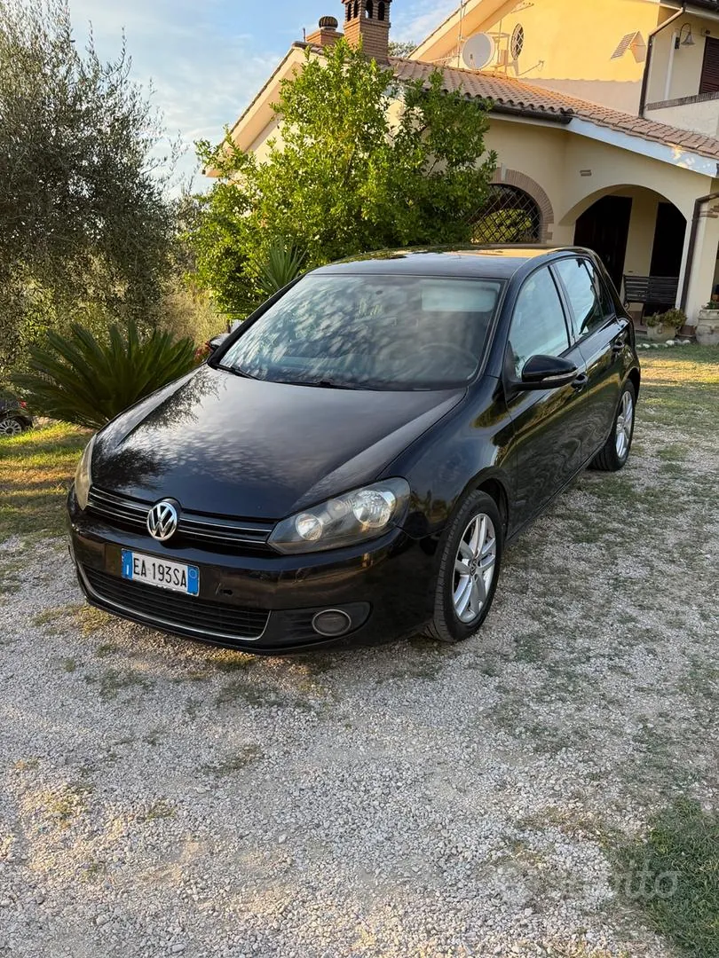 Volkswagen Golf Plus 2011 photo 2