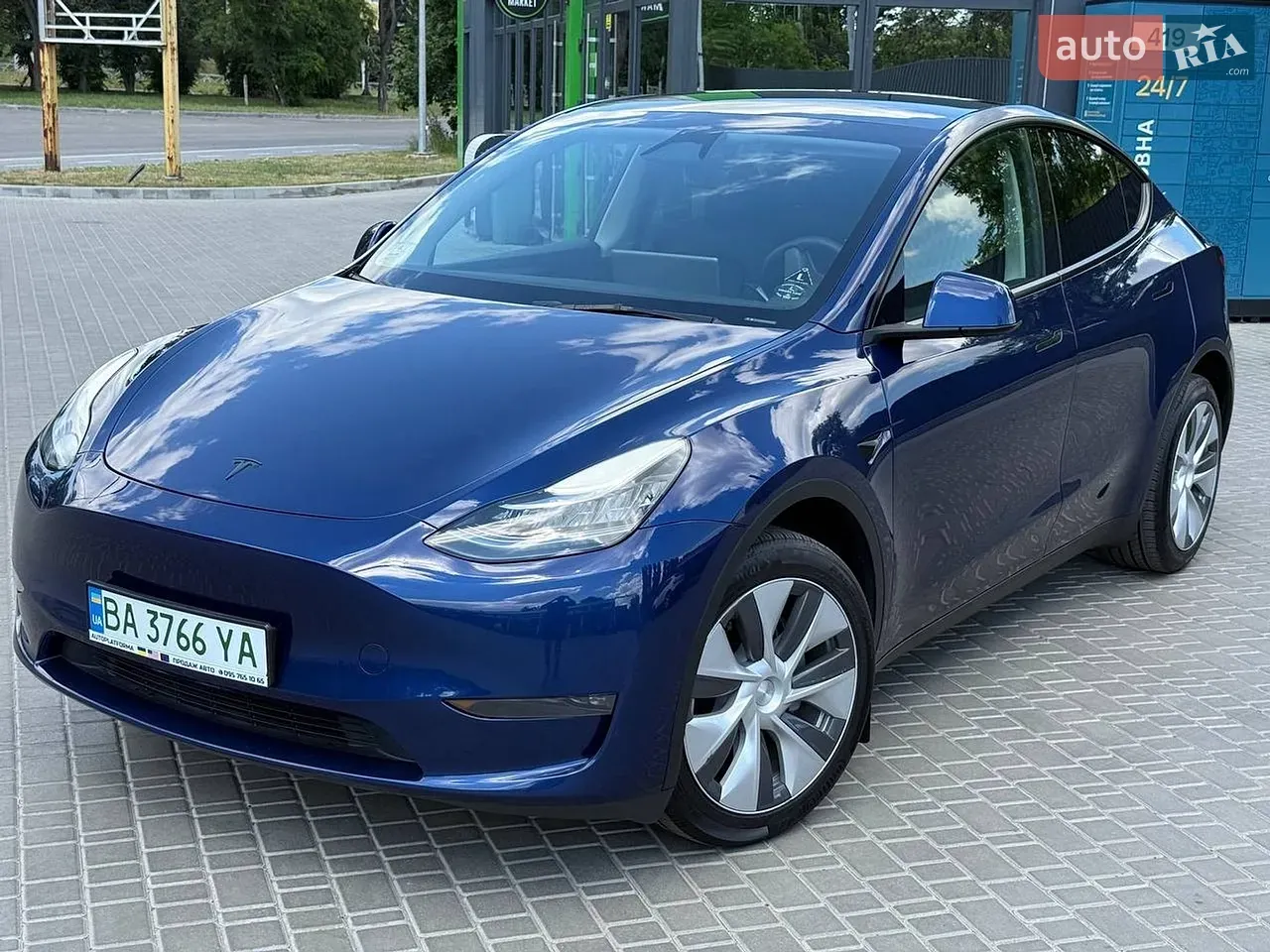 Tesla Model Y 2023 photo 3