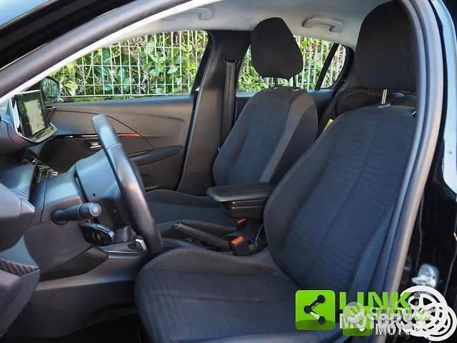 Peugeot 208 2020 photo 5