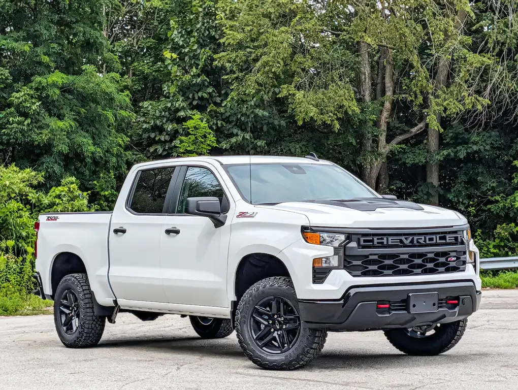 Chevrolet Silverado 1500 2026 photo 2