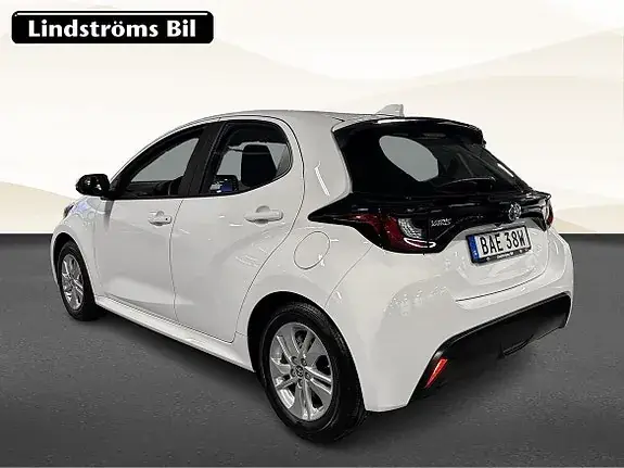 Toyota Yaris 2023 photo 4