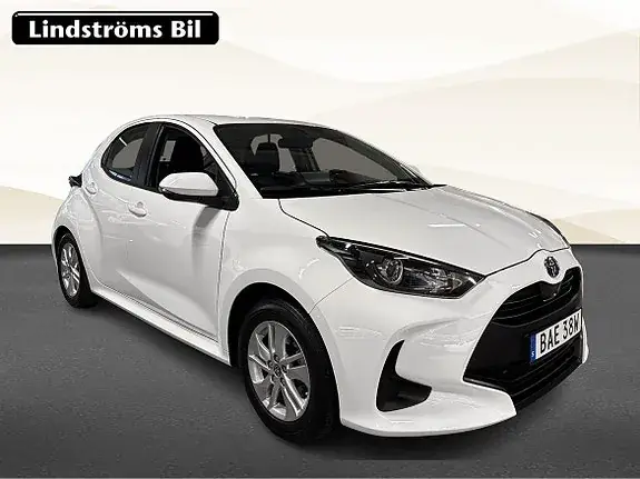 Toyota Yaris 2023 photo 3