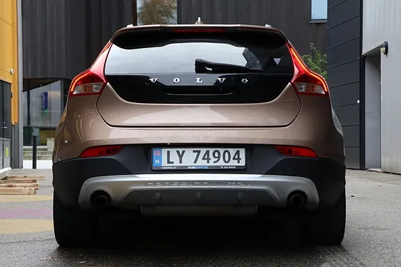 Volvo V40 Cross Country 2014 photo 5