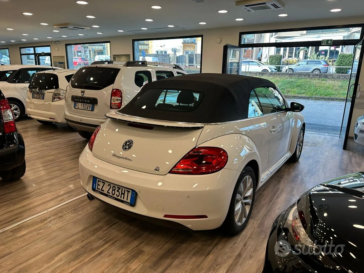 Volkswagen Maggiolino Cabrio 2014 photo 4