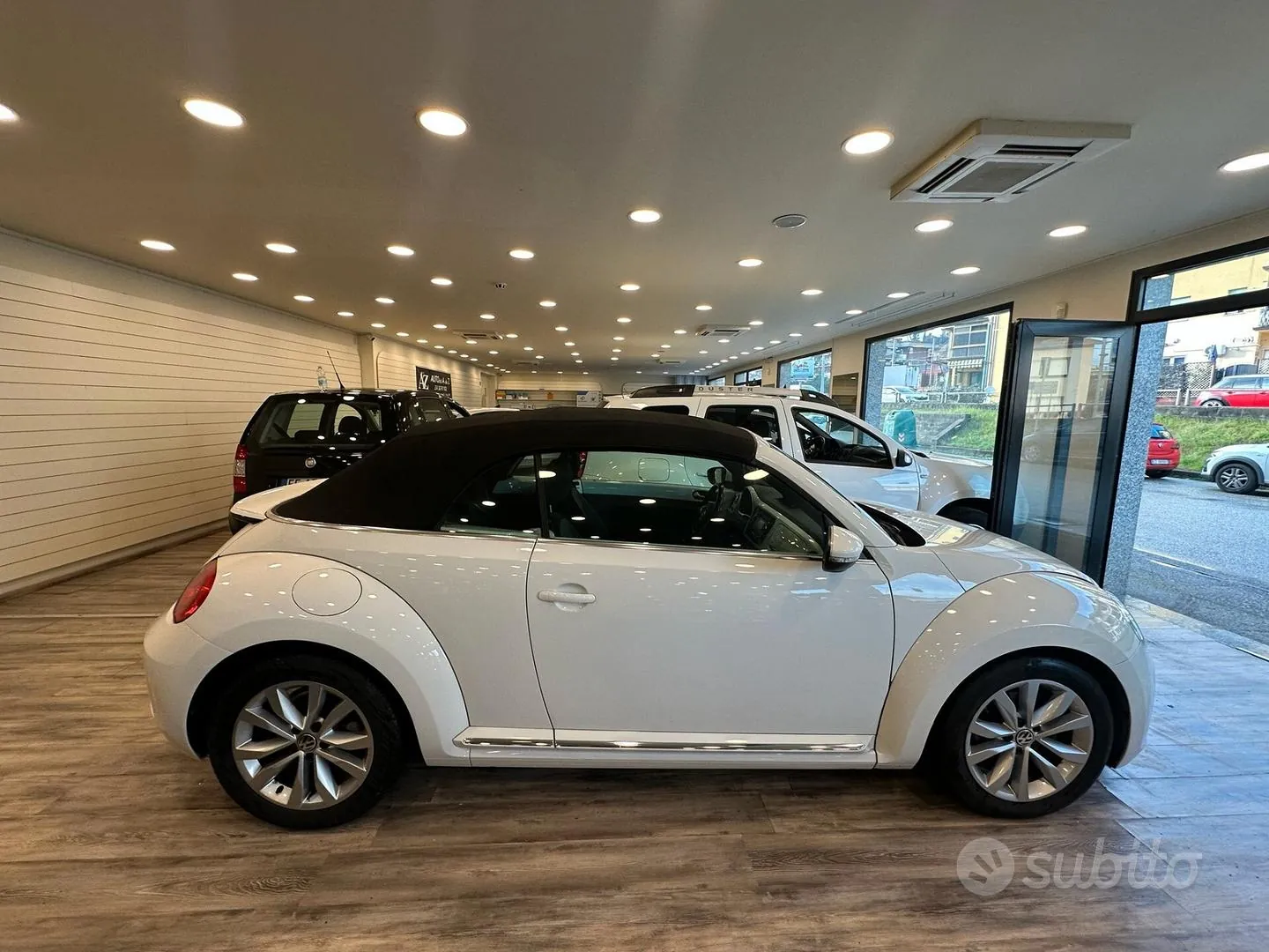 Volkswagen Maggiolino Cabrio 2014 photo 3