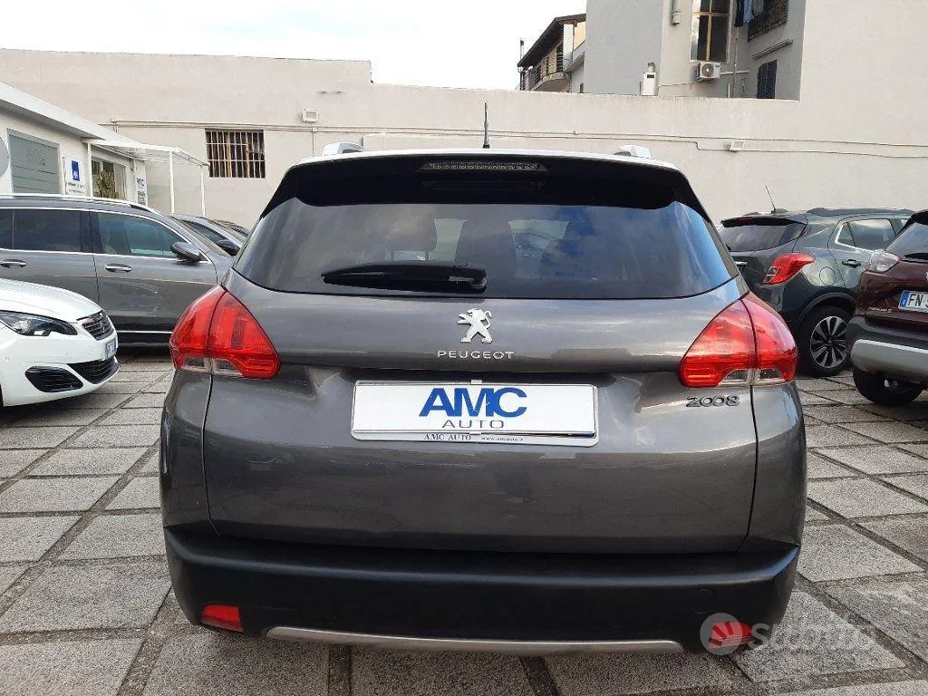 Peugeot 2008 2014 photo 4