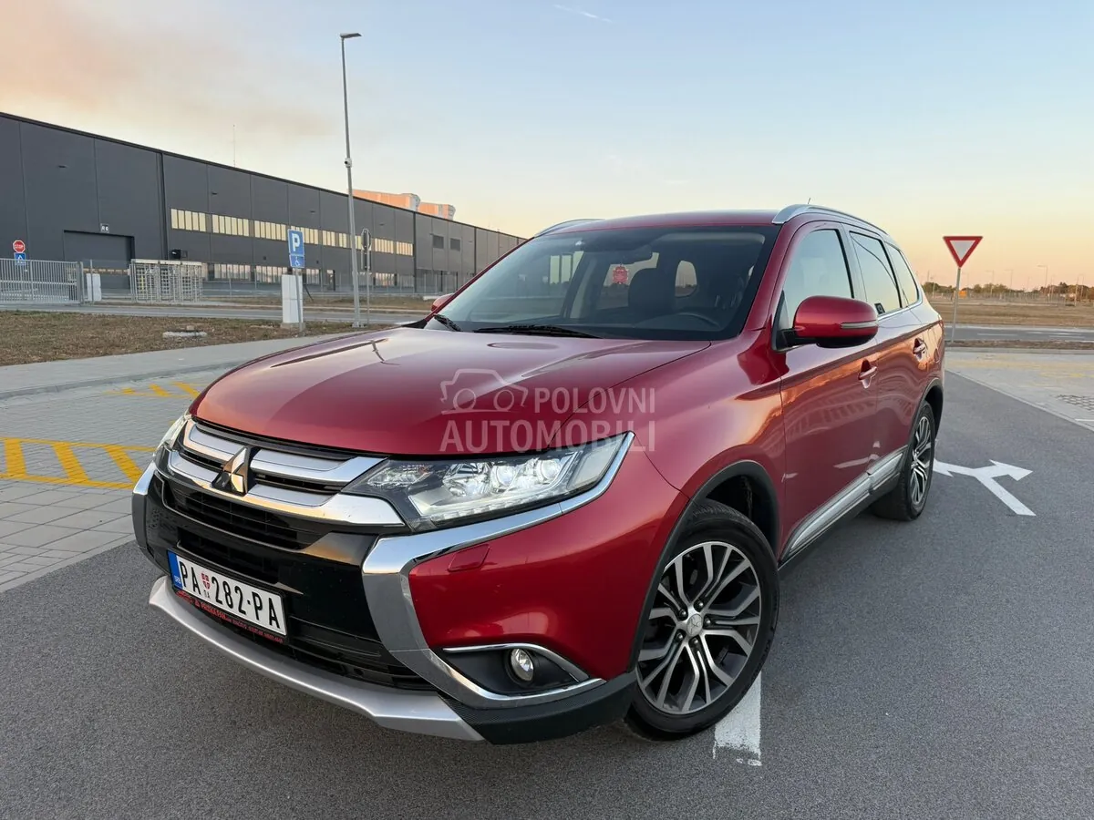 Mitsubishi Outlander 2015 photo 2