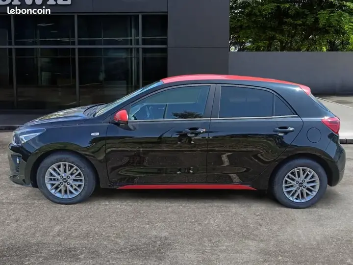 Kia Rio 2022 photo 2