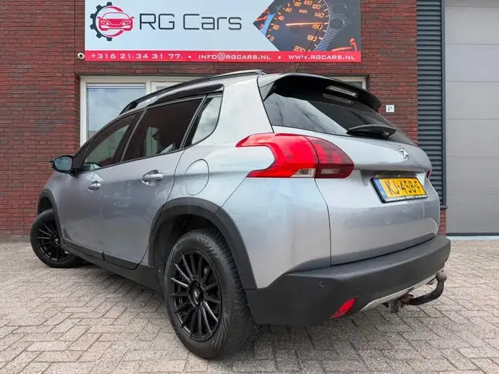 Peugeot 2008 2016 photo 2