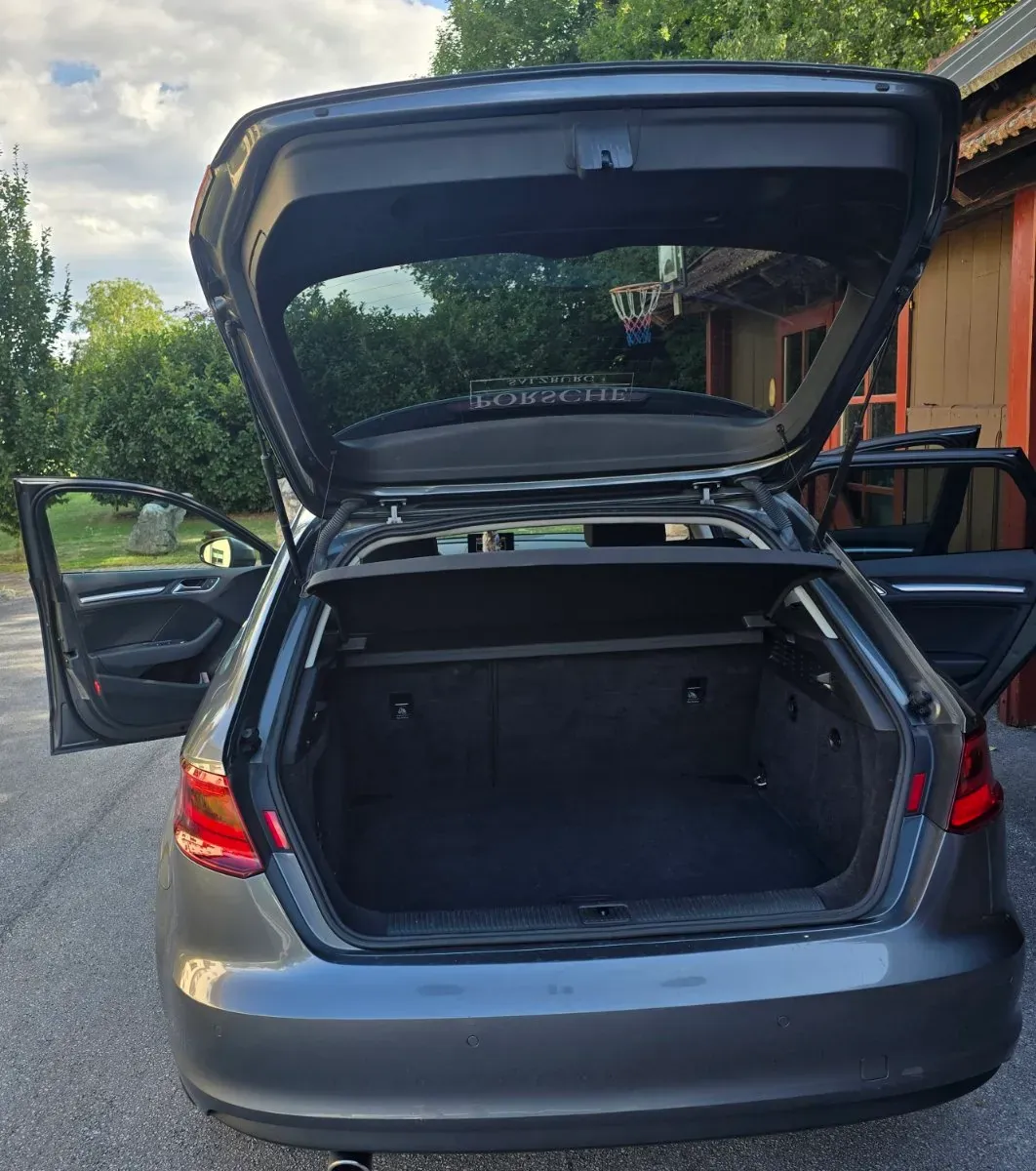 Audi A3 2015 photo 2