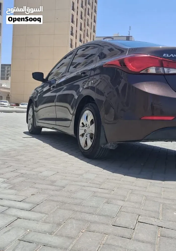 Hyundai Elantra 2015 photo 4