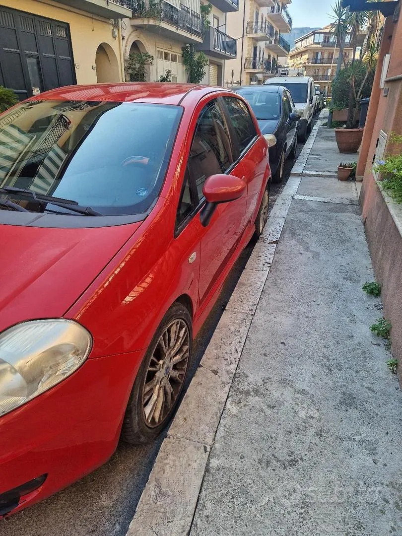 Fiat Grande Punto 2007 photo 3