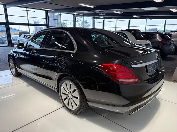 Mercedes-Benz C350E 2017 photo 4