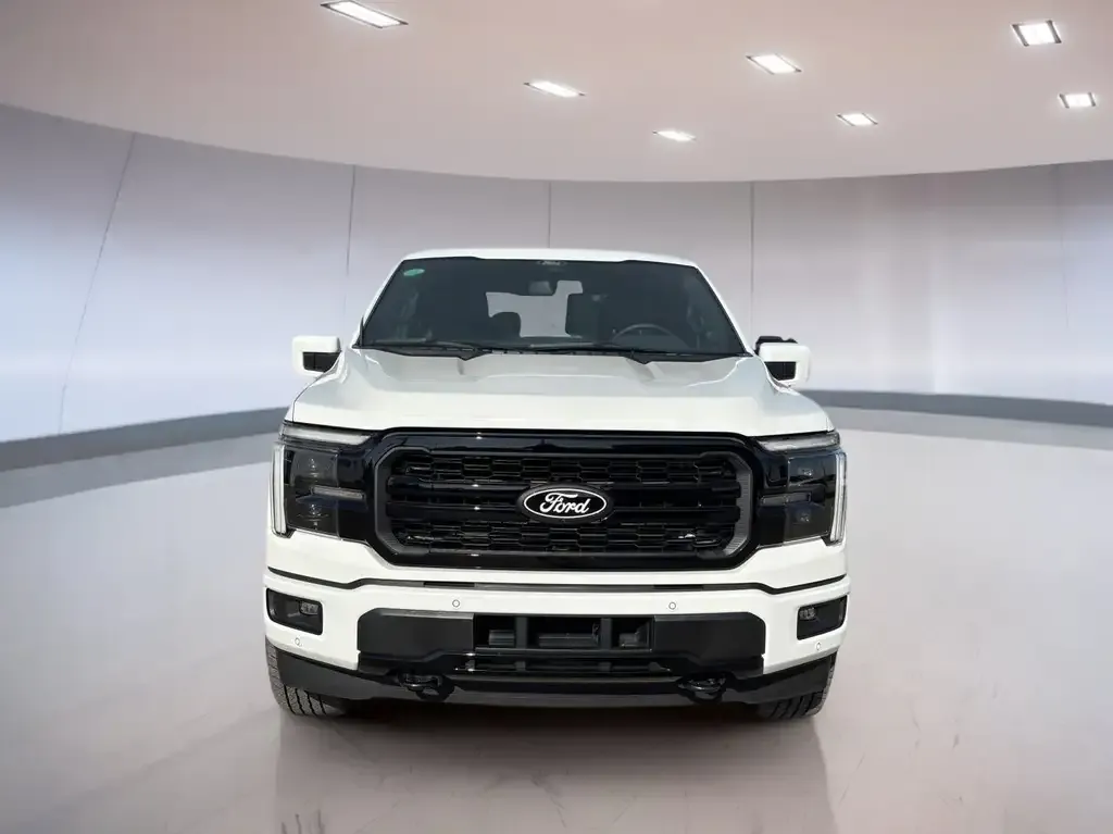 Ford F-150 2025 photo 2