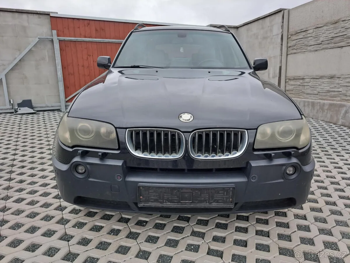 BMW X3 photo 2