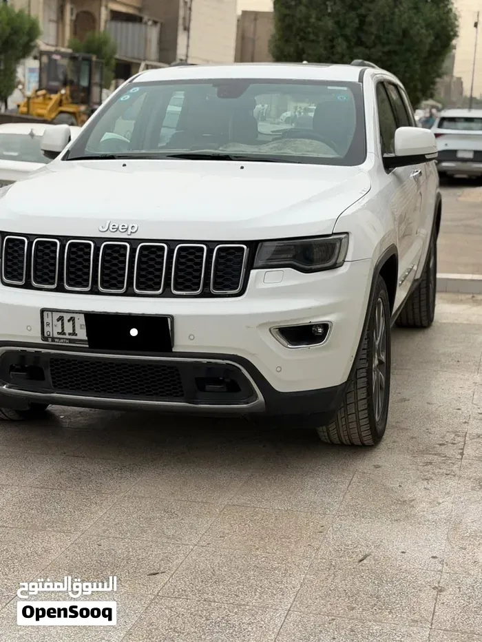 Jeep Grand Cherokee 2018 photo 3