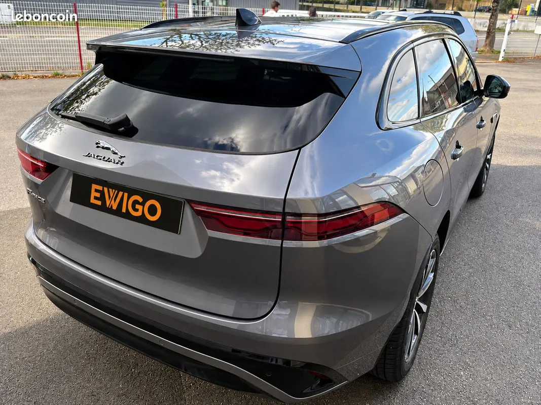 Jaguar F-Pace 2021 photo 2