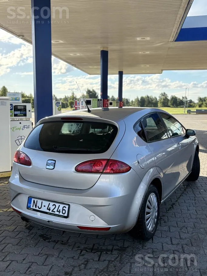 Seat Leon 2005 photo 3