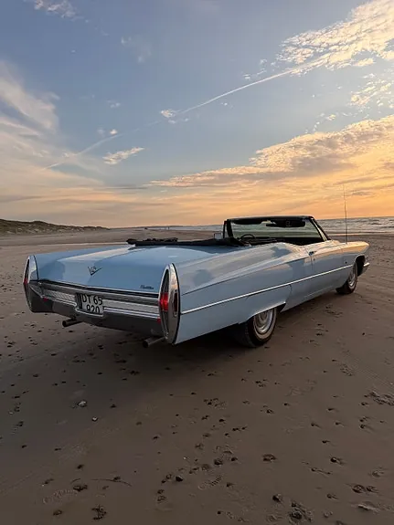 Cadillac Cab Deville