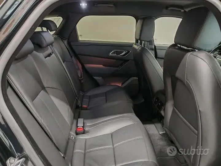 Land Rover Velar 2025 photo 5