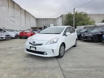 Toyota Prius 2014 photo 2