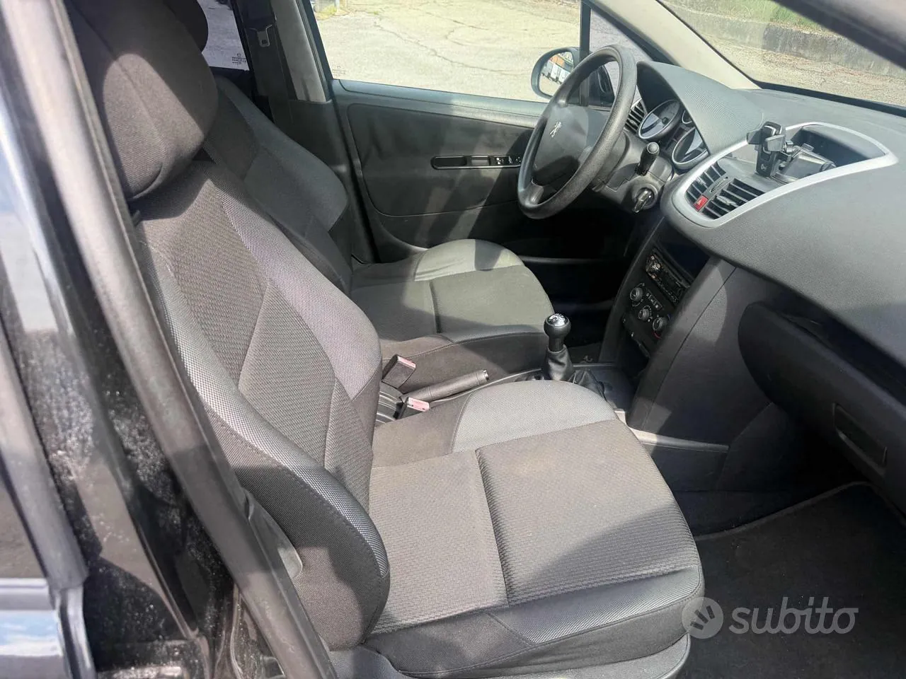 Peugeot 207 2009 photo 5