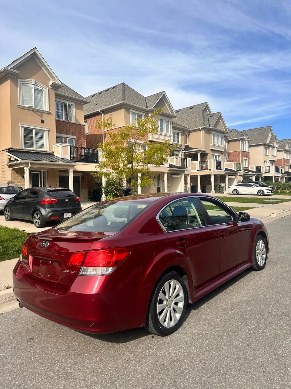 Subaru Legacy 2011 photo 4
