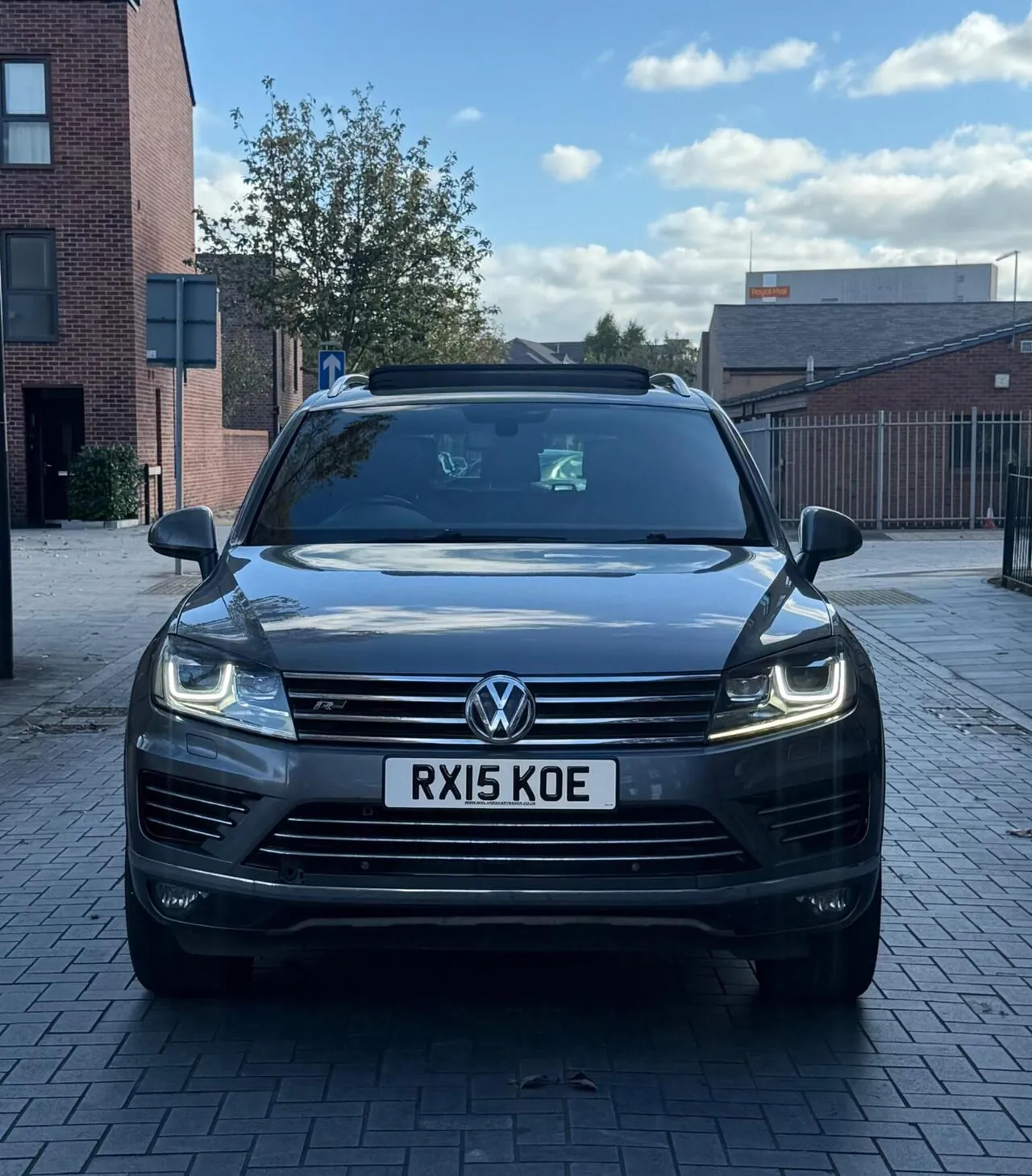 Volkswagen Touareg 2015 photo 2