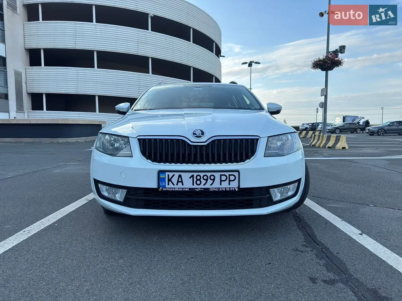 Skoda Octavia 2015 photo 2