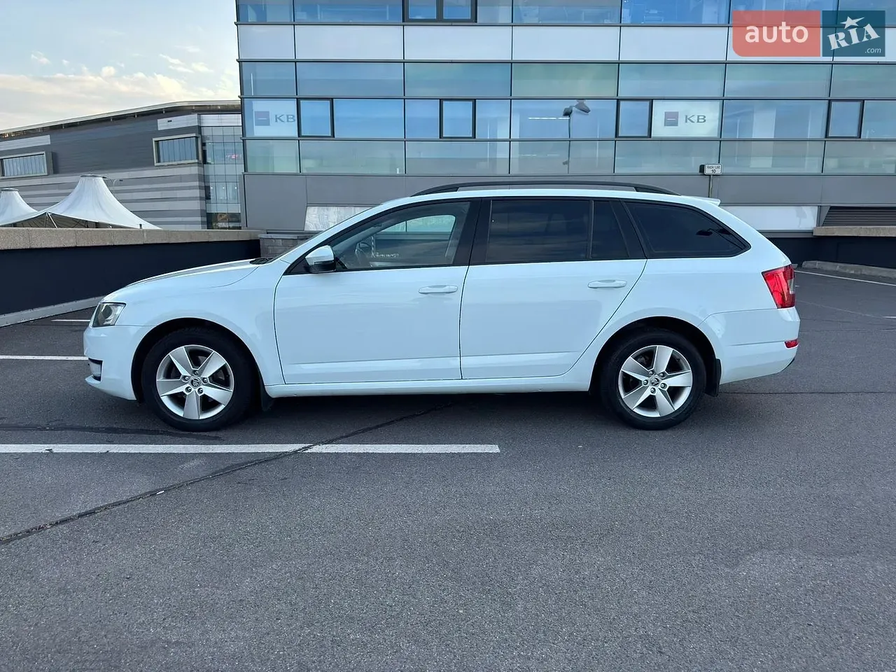 Skoda Octavia 2015 photo 4