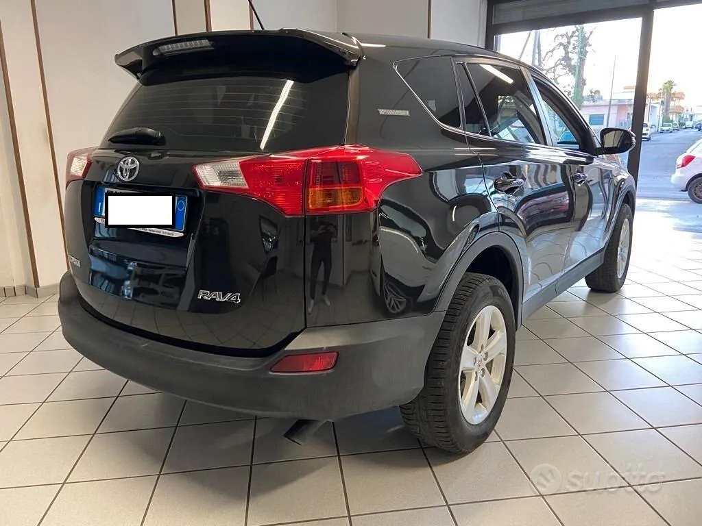 Toyota Rav4 2014 photo 3
