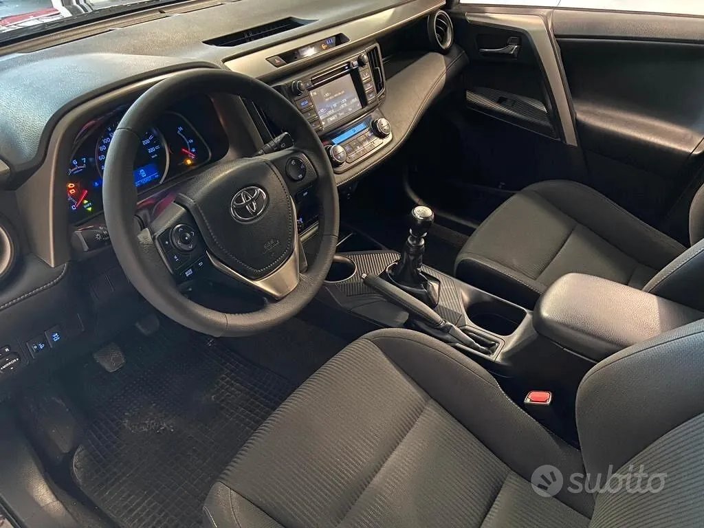 Toyota Rav4 2014 photo 5