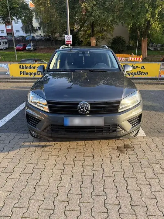 Volkswagen Touareg
