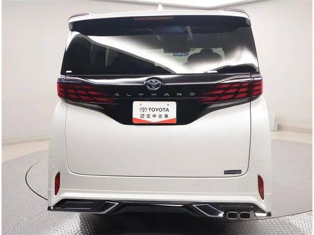 Toyota Alphard 2024 photo 4