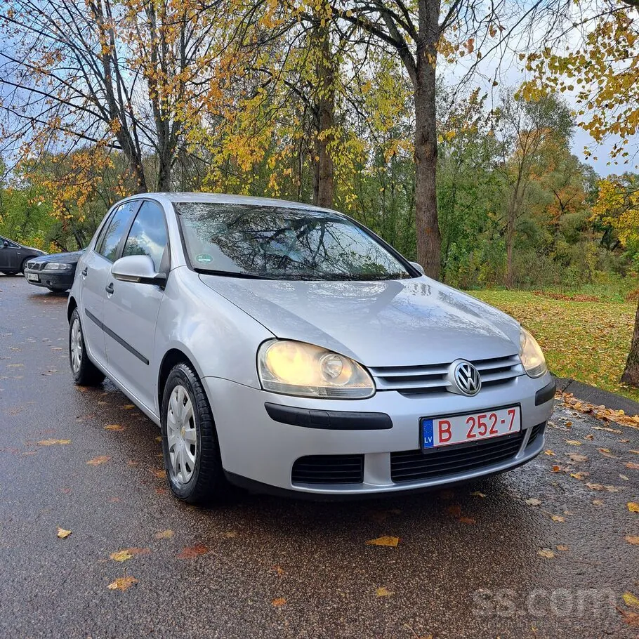 Volkswagen Golf 2004 photo 2