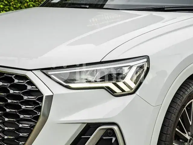 Audi Q3 2024 photo 3