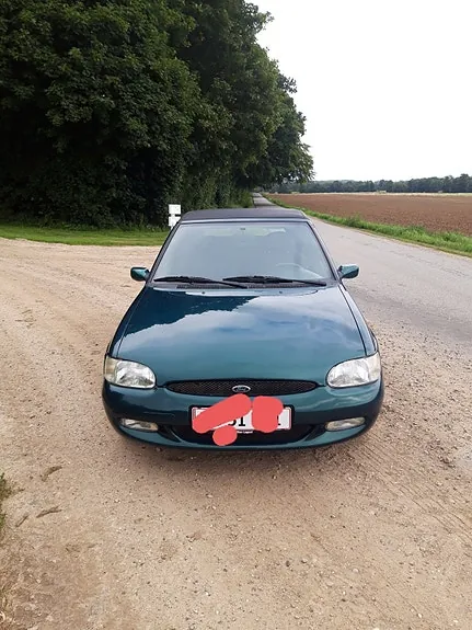 Ford Escort 1996 photo 5