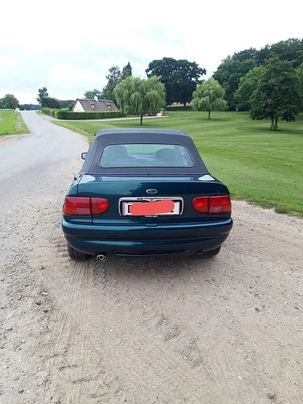 Ford Escort 1996 photo 4