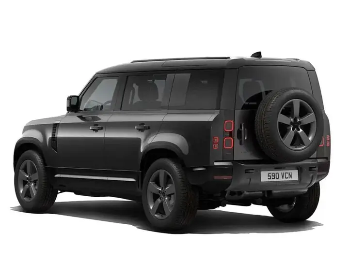 Land Rover Defender 110 photo 3